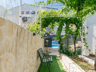 Holiday house Okrug Gornji  16