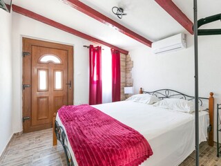 Holiday house Okrug Gornji  24