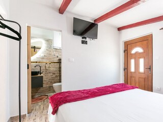 Holiday house Okrug Gornji  25