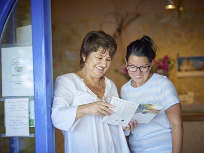 Firma Villas Cavo MarathiaFamilie Zantiotis