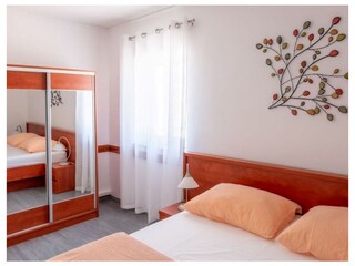 Apartment Povljana  10