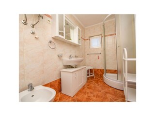 Apartment Nerezine  24