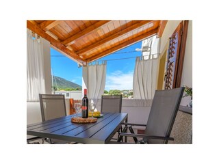 Apartment Nerezine  1