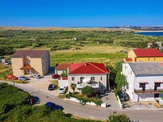 Apartment Povljana  3