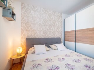 Apartment Povljana  8