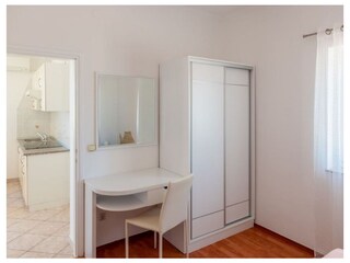 Apartment Povljana  11