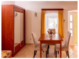 Apartment Povljana  7