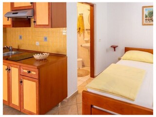 Apartment Povljana  10