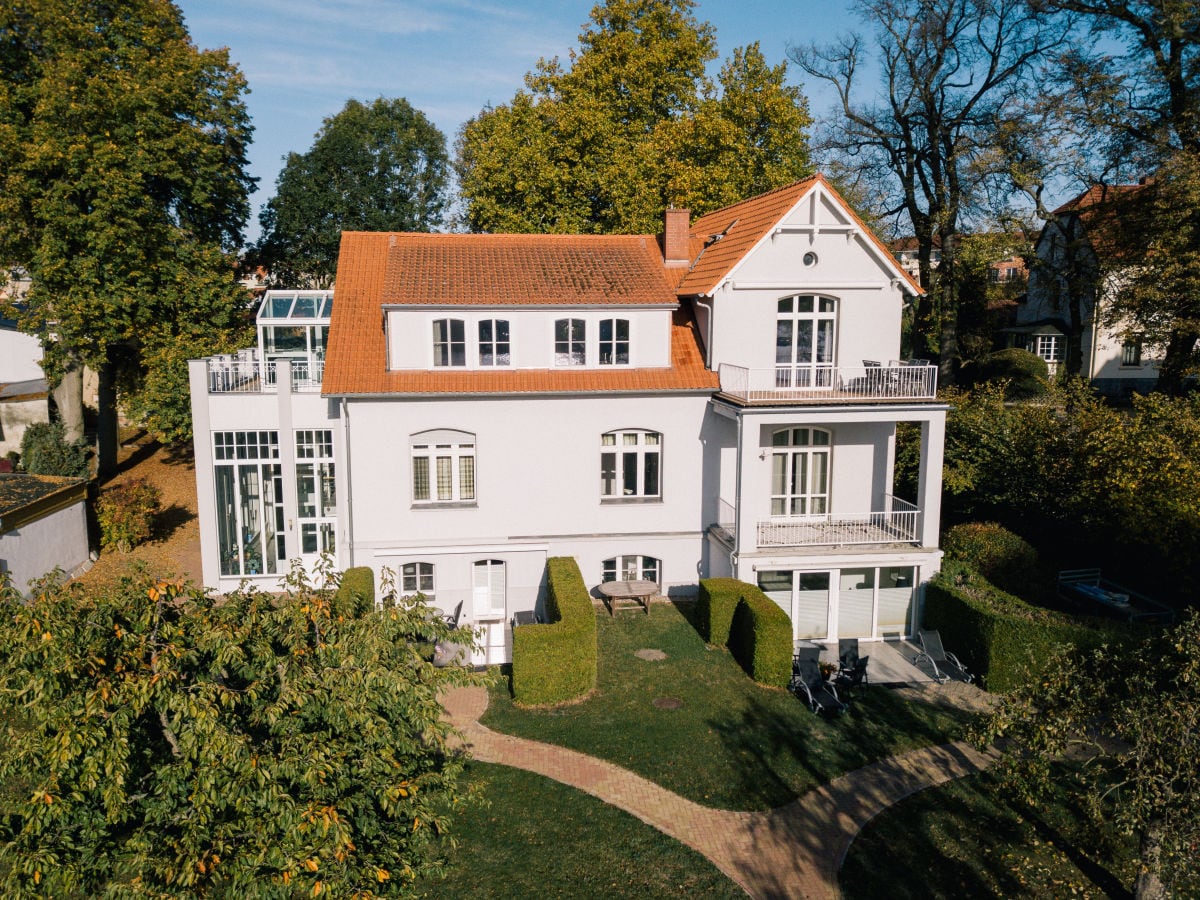 Villa Blanck view from the lake