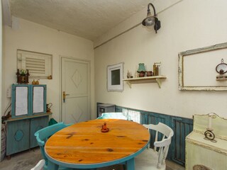 Apartment Okrug Gornji  11