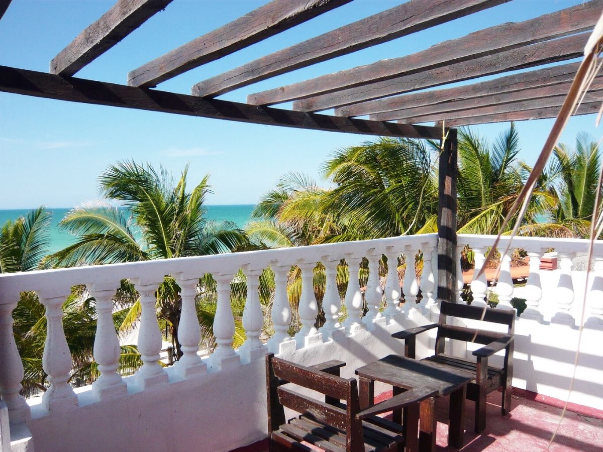 Blick aufs die palmen und das Meer..Casa Maya Lodge