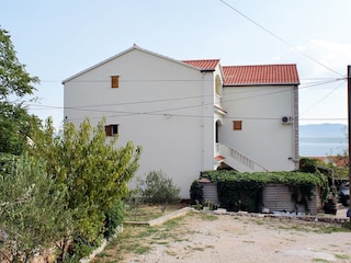 Apartment Bol  3