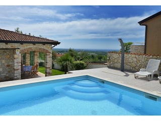 Villa Labinci Outdoor Recording 6