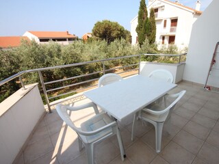 Apartment Stara Novalja  16