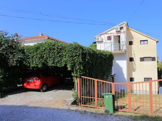 Apartment Okrug Gornji  6