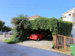 Apartment Okrug Gornji  13