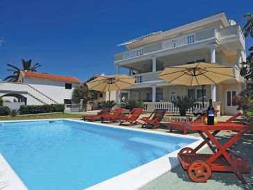 Holiday house semren