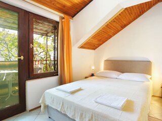 Apartment Okrug Gornji  24