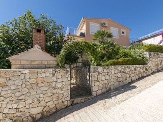 Apartment Okrug Gornji  2