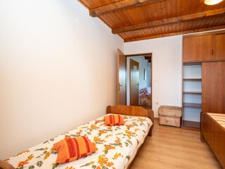 Apartment Kampor  22