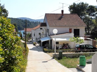 Apartment Verunić  1