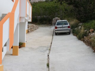 Apartment Metajna  9