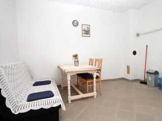 Apartment Gdinj  14