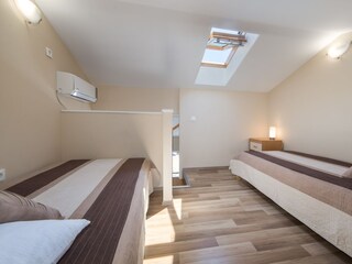 Apartment Drvenik  12