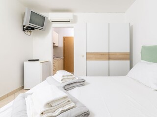 Apartment Zastražišće  18