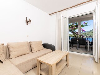 Apartment Zastražišće  11