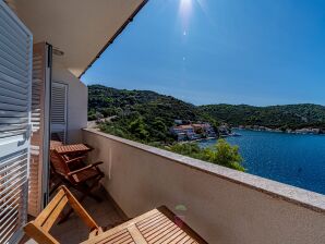 Two bedroom apartment with balcony and sea view Zaklopatica, Lastovo A-12452-b