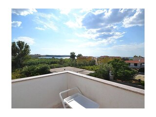 Apartment Povljana  8