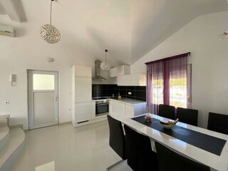 Apartment Maslenica  12