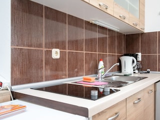 Apartment Povljana  12