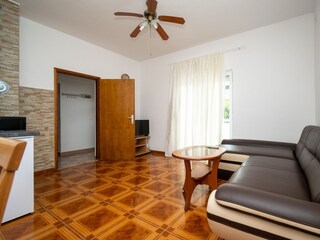 Apartment Povljana  6