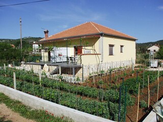 Apartment Mrljane  2