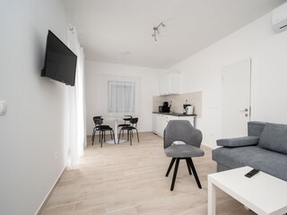 Apartment Povljana  1