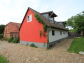 Ferienhaus mit Fewo Buchfink und Elster