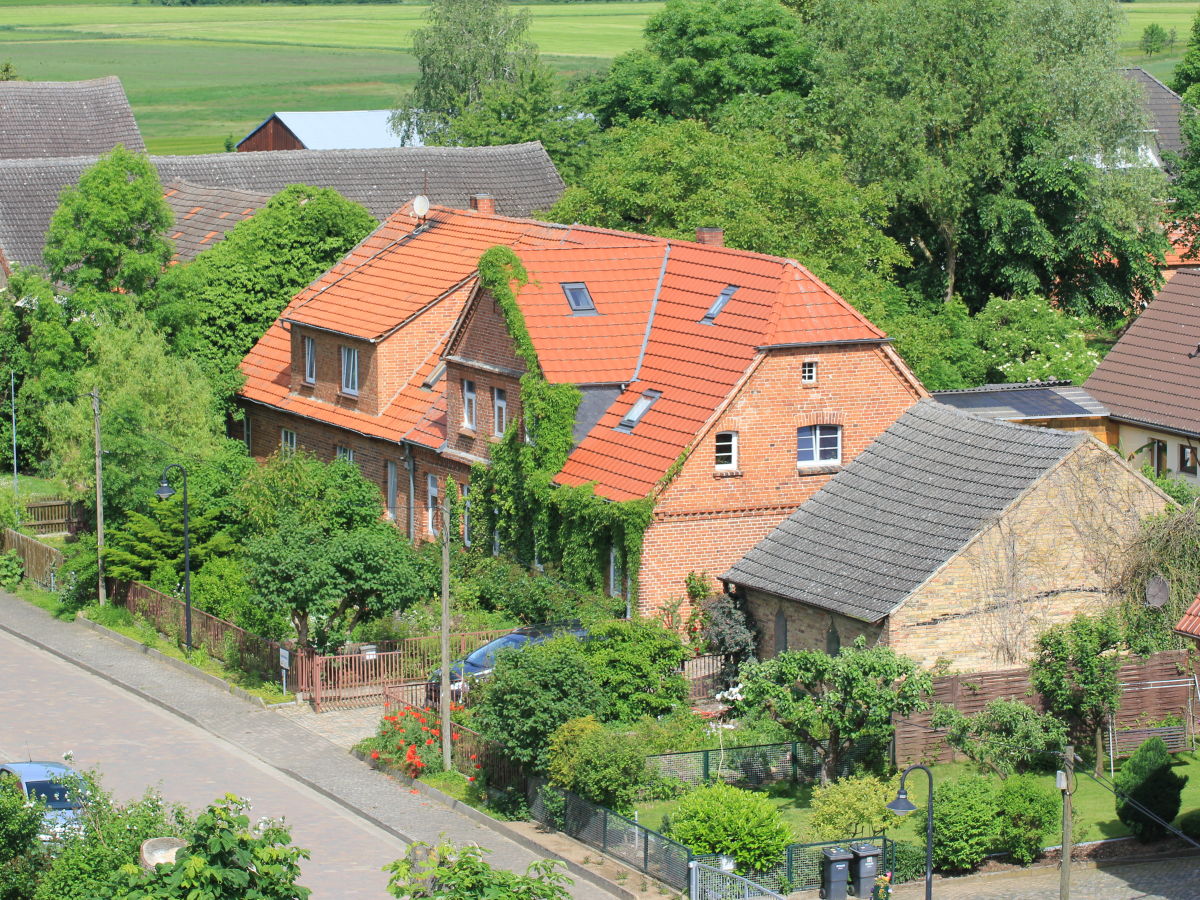 Ansicht Cleo'Hof vom Kirchturm