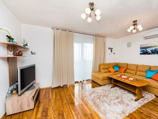 Apartment Podstrana  14