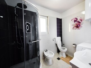 Apartment Podstrana  35