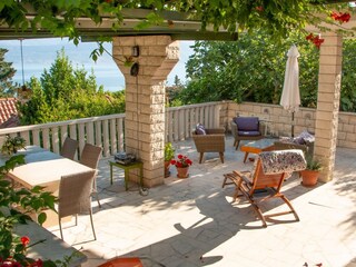 Holiday house Splitska  8