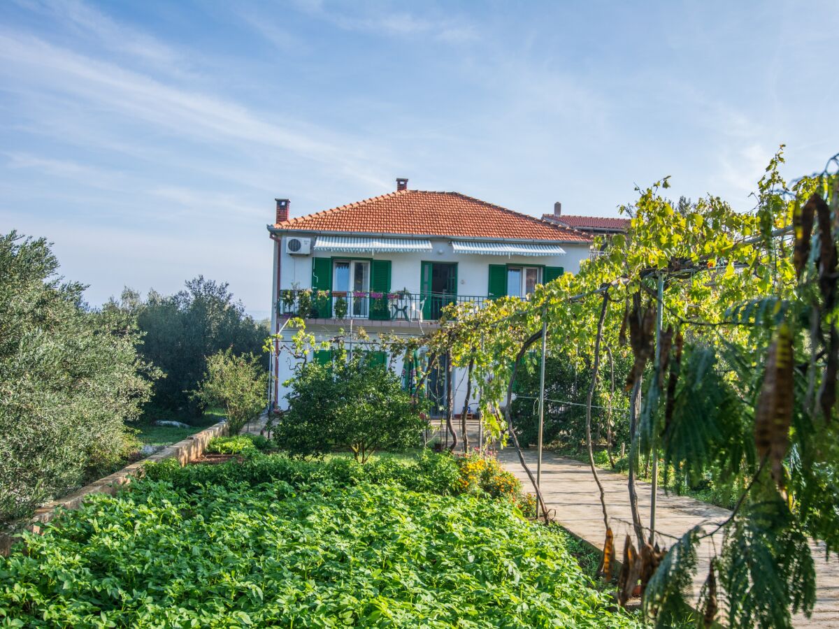 Apartment Tkon 2