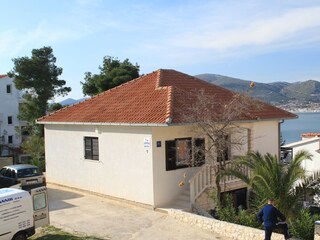 Apartment Okrug Gornji  3