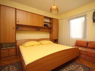 Apartment Okrug Gornji  11