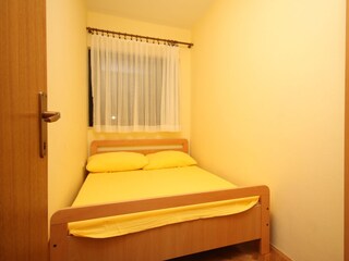 Apartment Okrug Gornji  13