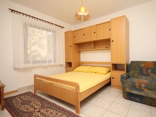 Apartment Okrug Gornji  14