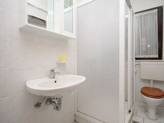 Apartment Okrug Gornji  16