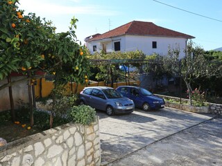 Apartment Okrug Gornji  8