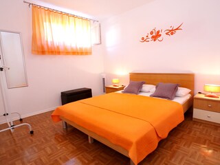 Apartment Okrug Gornji  15